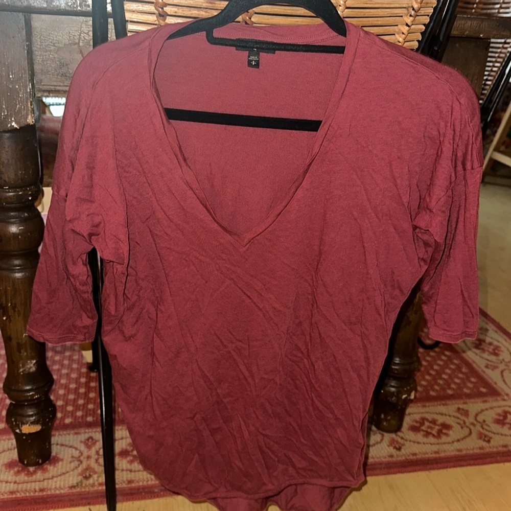 Size small petite T-shirt from express maroon